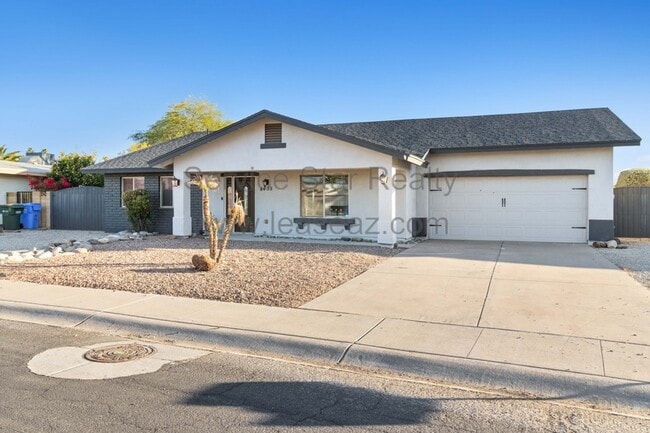 Building Photo - 4435 W Windrose Dr