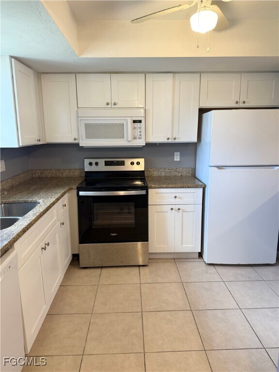 Foto del edificio - 28100 Pine Haven Way