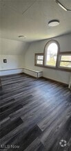 Building Photo - 435 3rd St