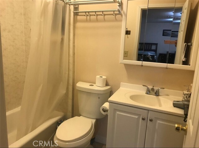 Building Photo - 616 N Eileen Ave