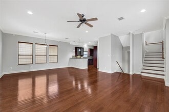 Building Photo - 1409 St Emanuel St