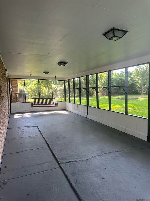 Building Photo - 11735 Archery Dr