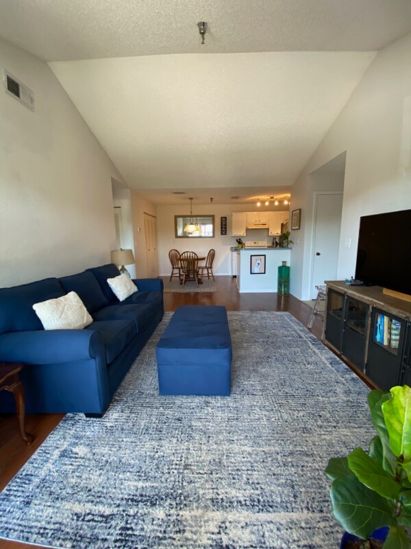 Foto del edificio - 10265 Gandy Blvd N