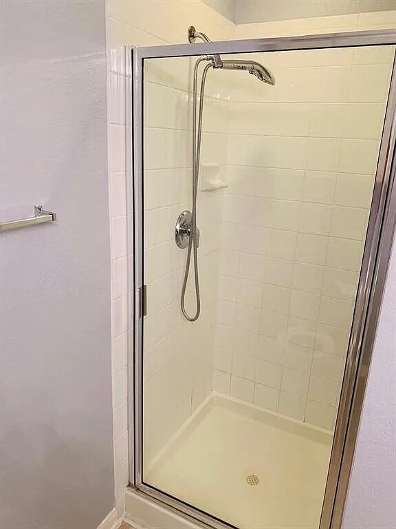 Foto del edificio - 8407 Resada Park Ln