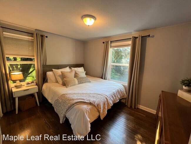 Building Photo - 3 br, 2 bath House - 6316 21st Ave SW