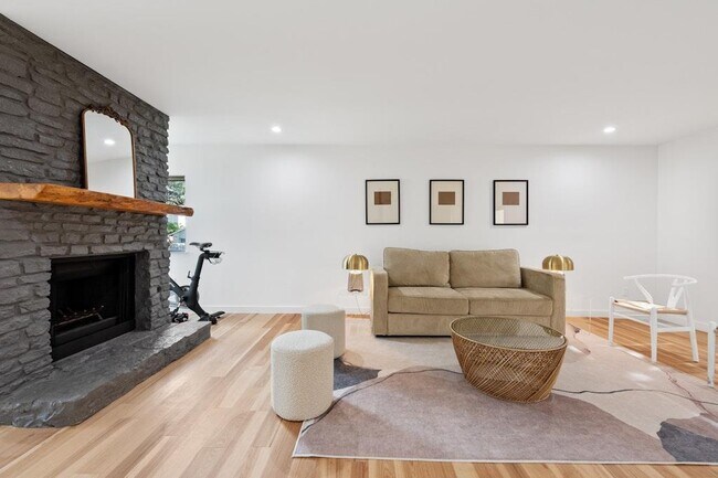 Foto del edificio - 3713 Harpers Ferry Ln
