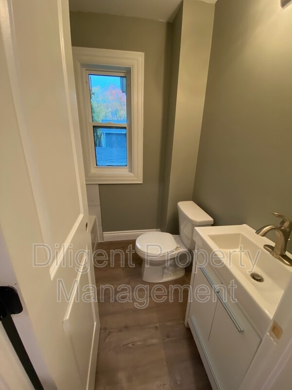 Photo du bâtiment - 203 Rubidge St