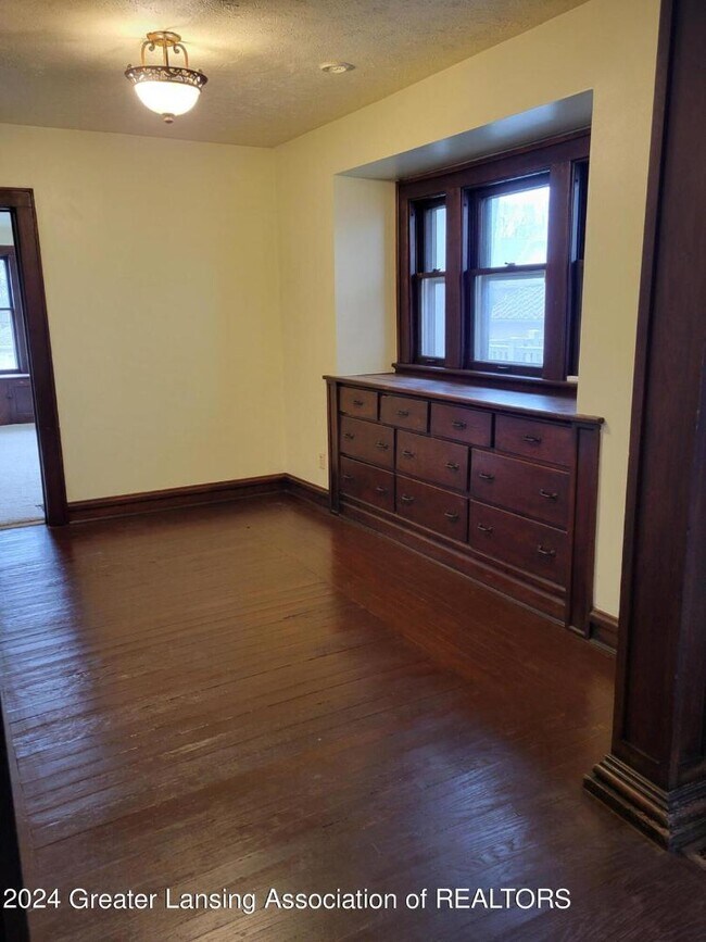 Foto del edificio - 209 E Mt Hope Ave