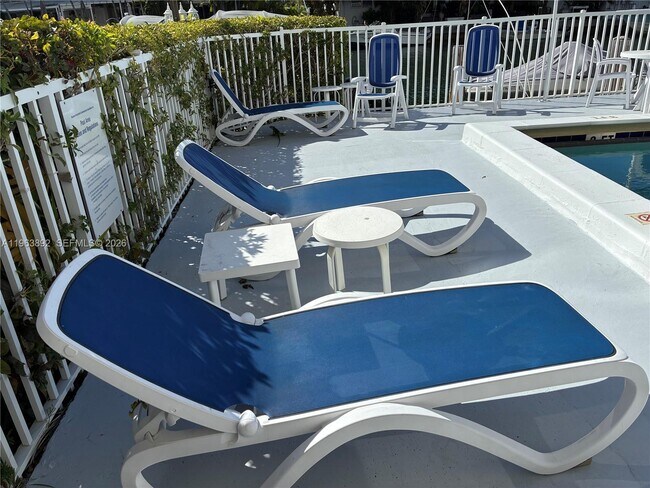 Foto del edificio - 3770 NE 171 St