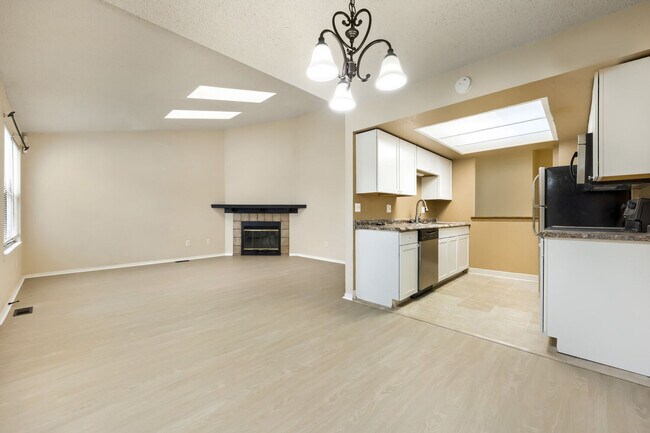 Foto del edificio - 1309 Firefly Cir