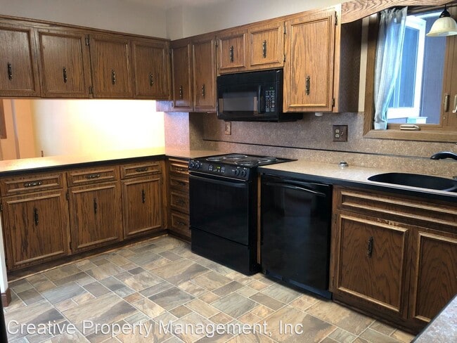 Building Photo - 3 br, 2.5 bath House - 1571 16th St NW