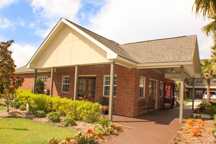 Primary Photo - Bridgeway Apartments II