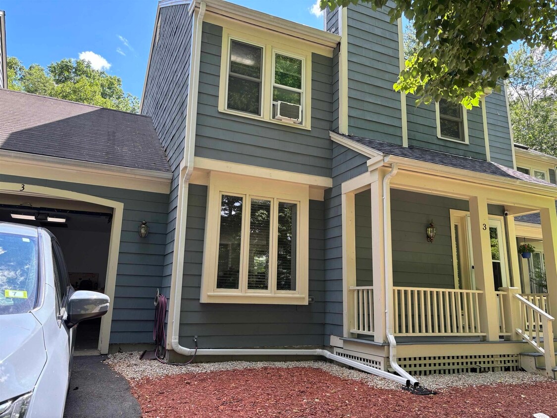 54 N Lowell Rd Unit 3, Windham, NH 03087 Condo for Rent in Windham