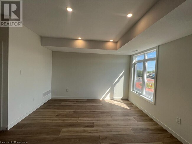 Building Photo - 405 Myers Rd
