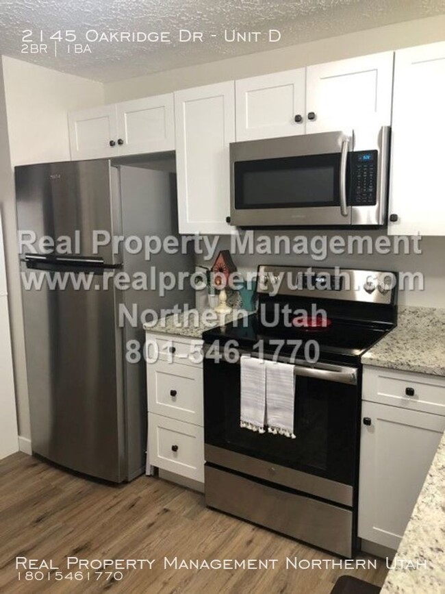 Building Photo - New garden level apartment in Layton!