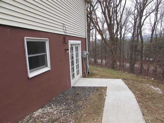 Building Photo - 111 Woodside Dr