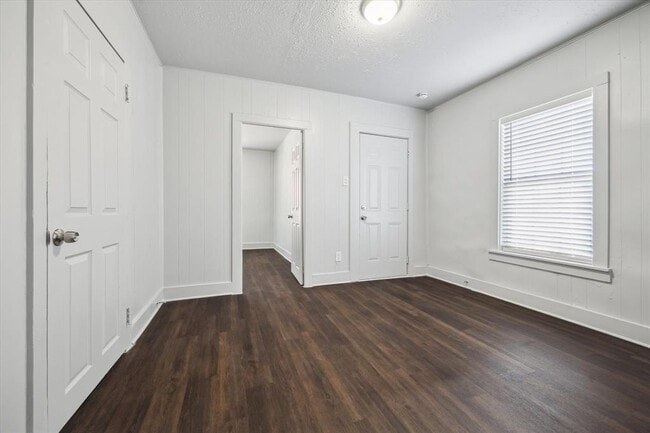 Building Photo - 3110 Canfield St