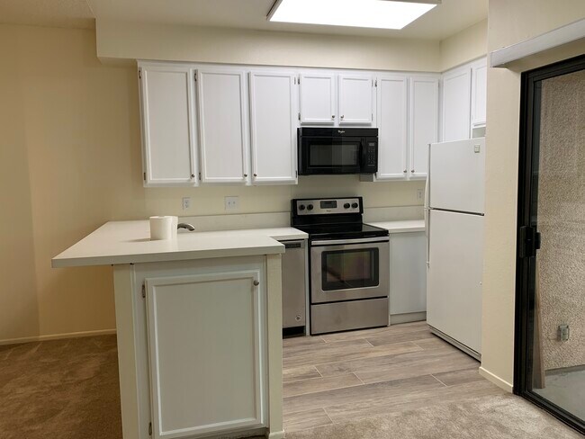 Foto del edificio - 941 W Carson St