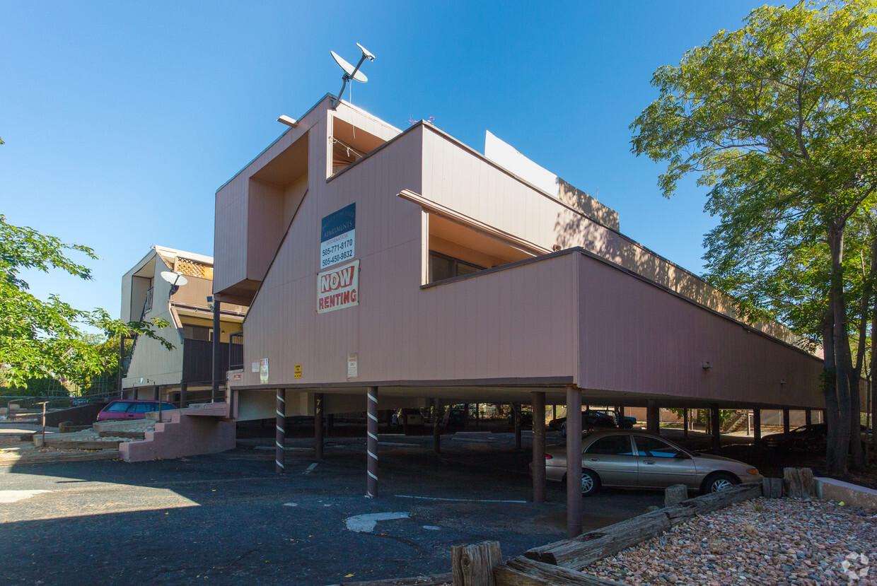 Foto principal - Princeton Hall Apartments