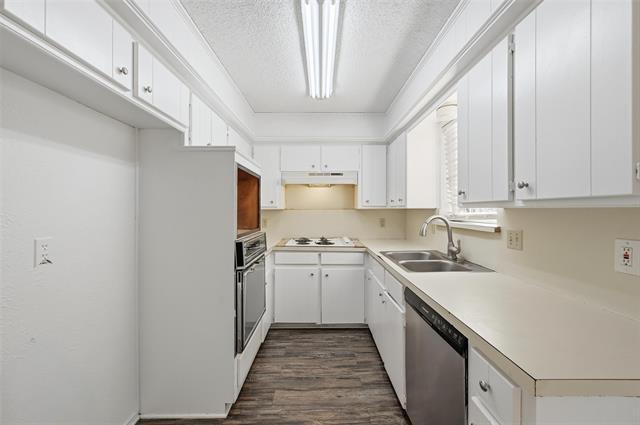 Foto del edificio - 104 Mesa Dr