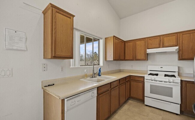 Foto del edificio - 7361 E Plateau Ridge Rd