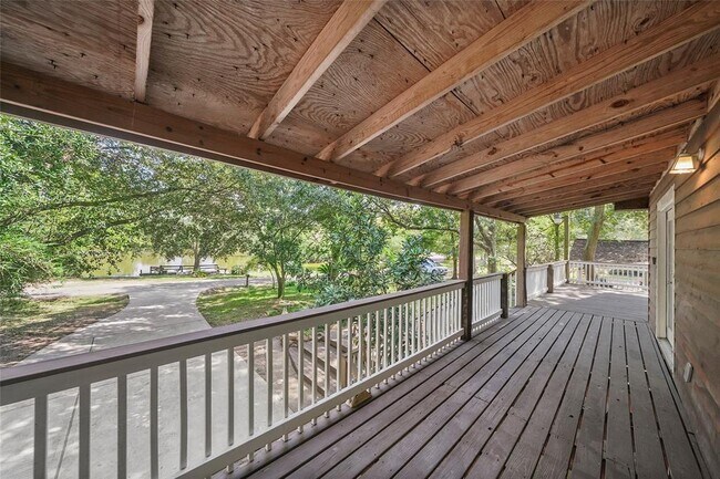 Foto del edificio - 17616 White Perch Lake Dr