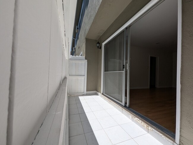 Private Patio - 3677 Jasmine Ave