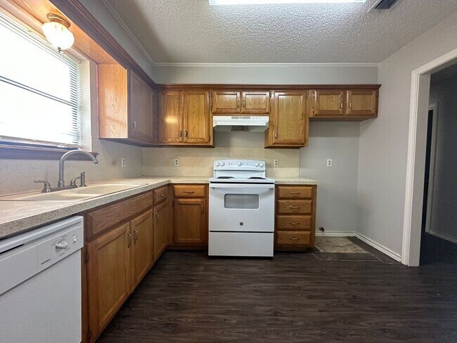 Foto del edificio - 309 Brookwood Dr