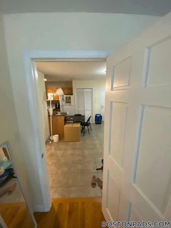 Foto del edificio - 90 Westland Ave