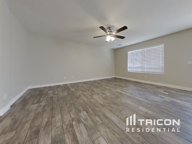 Building Photo - 1447 S 231st Lane Buckeye AZ