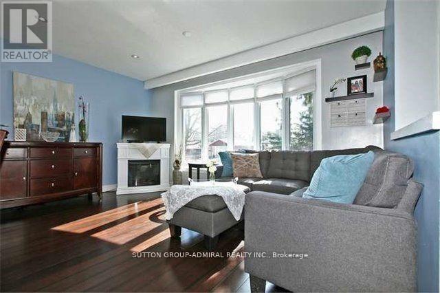 Building Photo - 52 Tivoli Ct