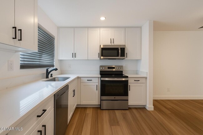 Building Photo - 399 Erbes Rd