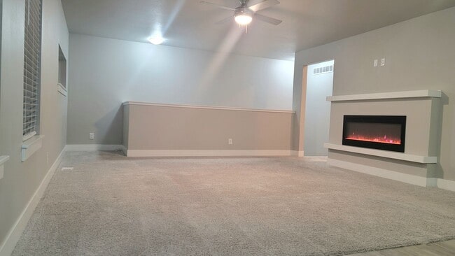 Building Photo - Beautiful and Spacious Home In Grimes
