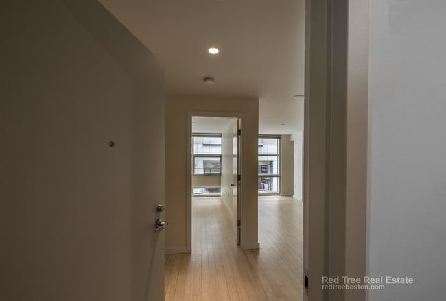 Photo - 40 Boylston St Apartment