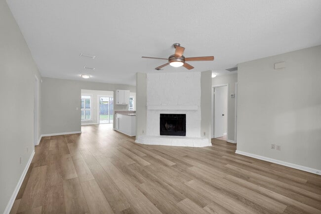 Building Photo - 2186 Cypress Landing Dr
