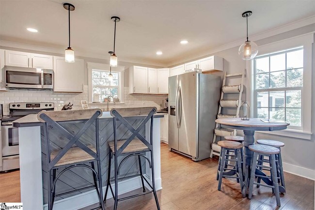 Foto del edificio - 113 S Hamilton St