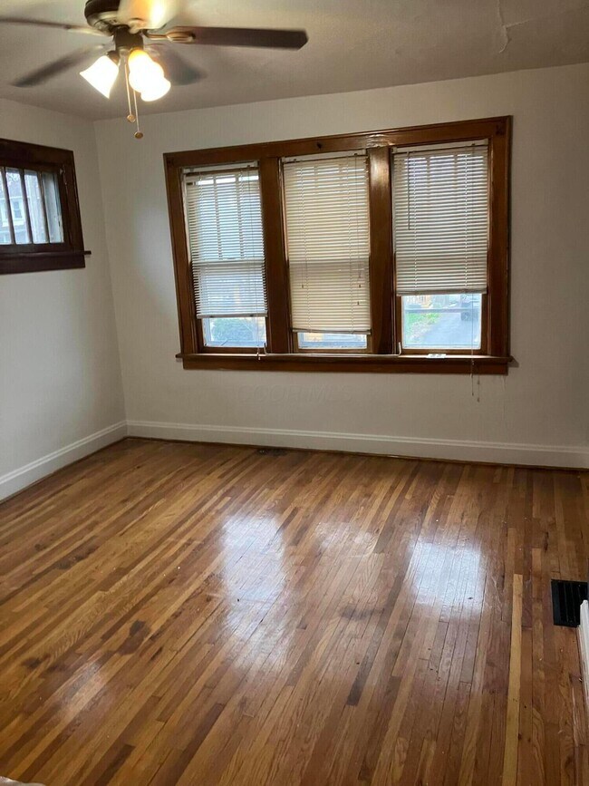 Foto del edificio - 238 E Kelso Rd