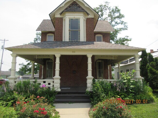 Wrap around porch - 110 N Main St