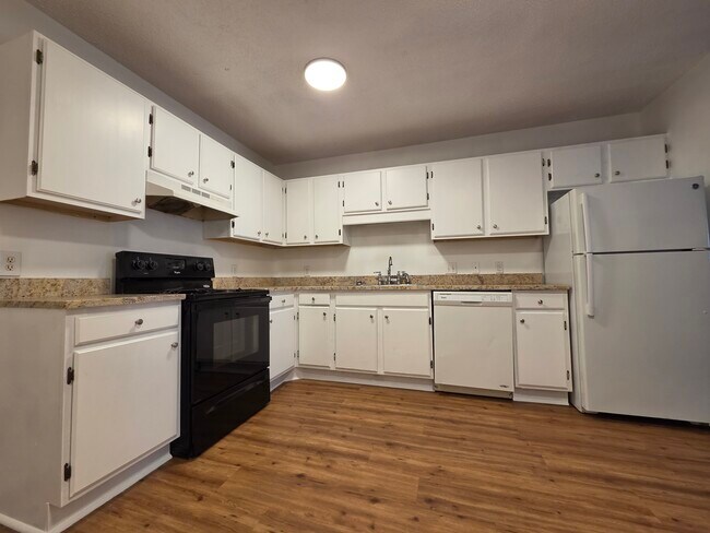Foto del edificio - 1036 Jessamine Trail
