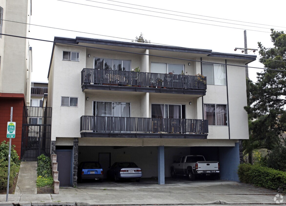 Foto principal - 505 Chetwood St