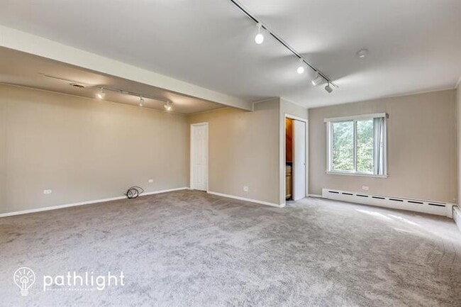 Building Photo - 224 Tanoak Lane, Naperville, IL, 60540
