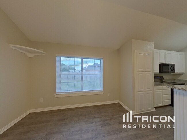 Foto del edificio - 5413 Frank Ln