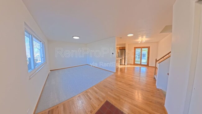 Foto del edificio - 1028 Skyline Dr