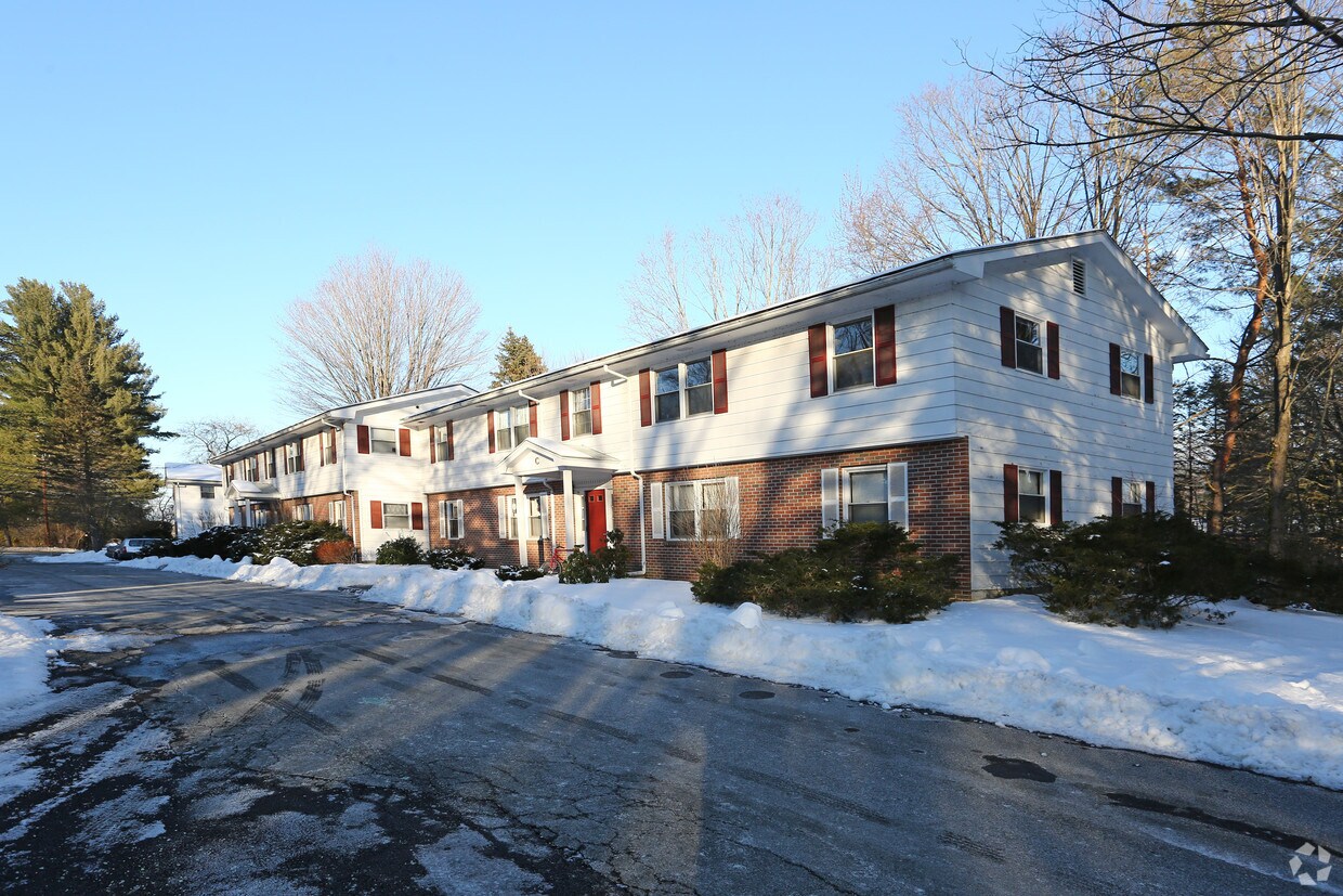Foto del edificio - Pioneer Valley Apartments