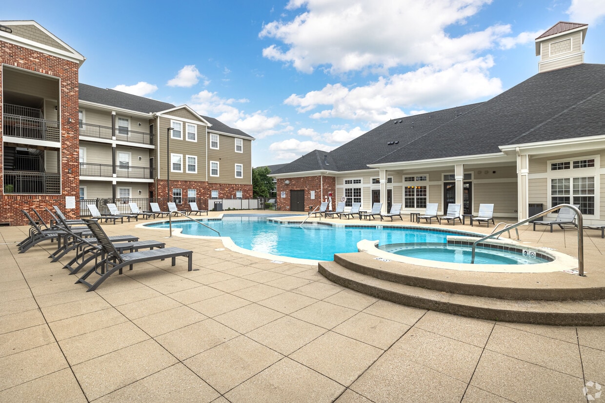 Latitude Lexington - Latitude Lexington