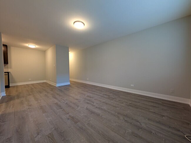 Foto del edificio - 530 W Surf St