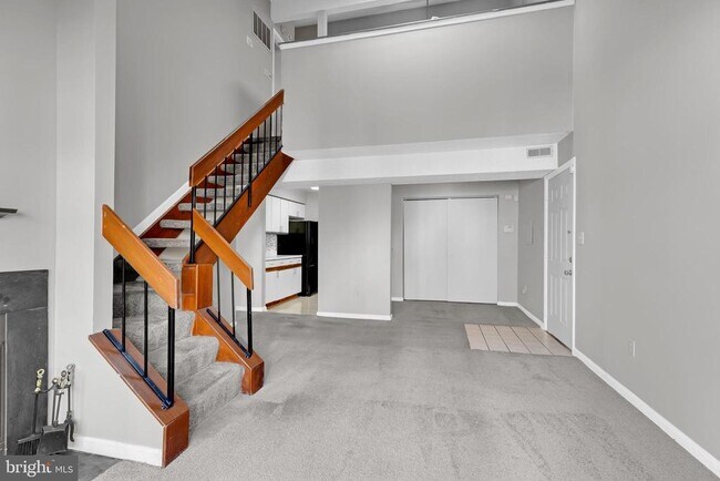 Foto del edificio - 1639 Carriage House Terrace