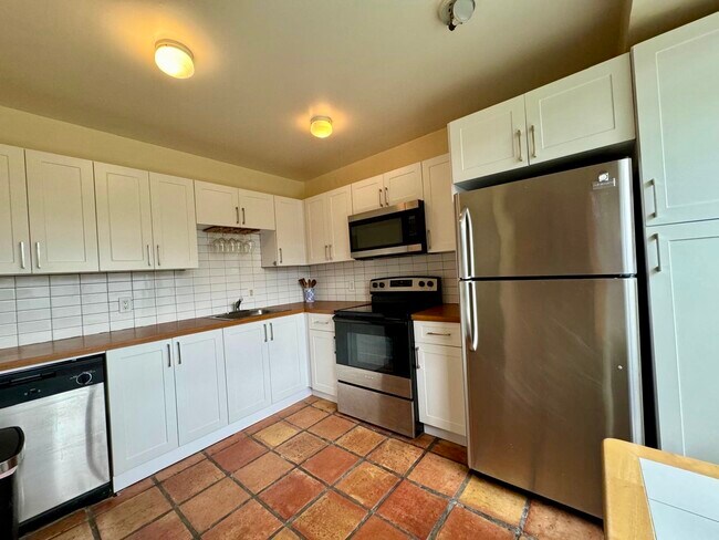 Foto del edificio - 1460 Ocean Dr