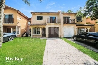 Building Photo - 885 SW 6th Ct