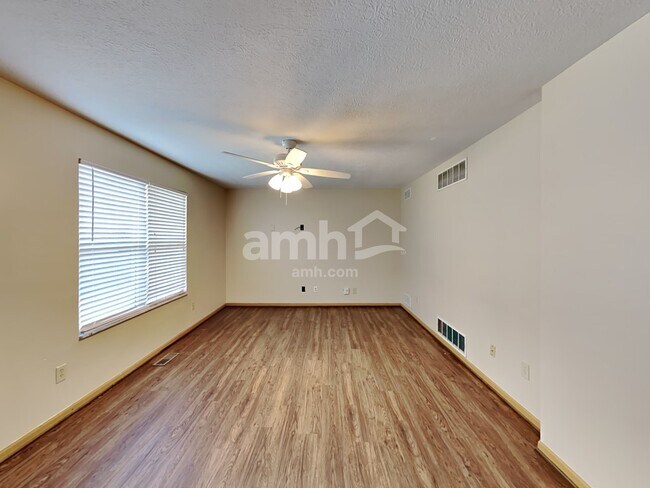 Foto del edificio - 2245 Yagger Bay Drive